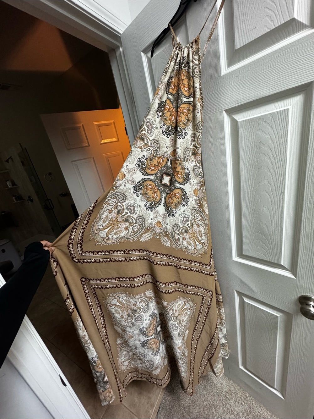 Aakaa paisley dress